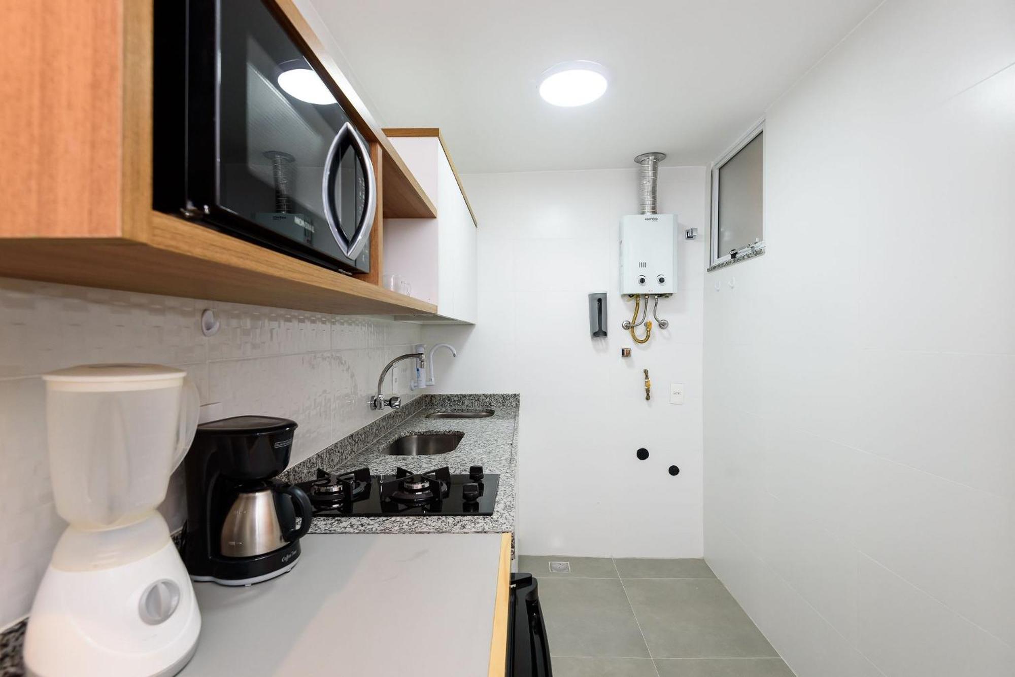 Estudio C/ Varanda A 200m Da | Cdm 13/907 * Rio de Janeiro